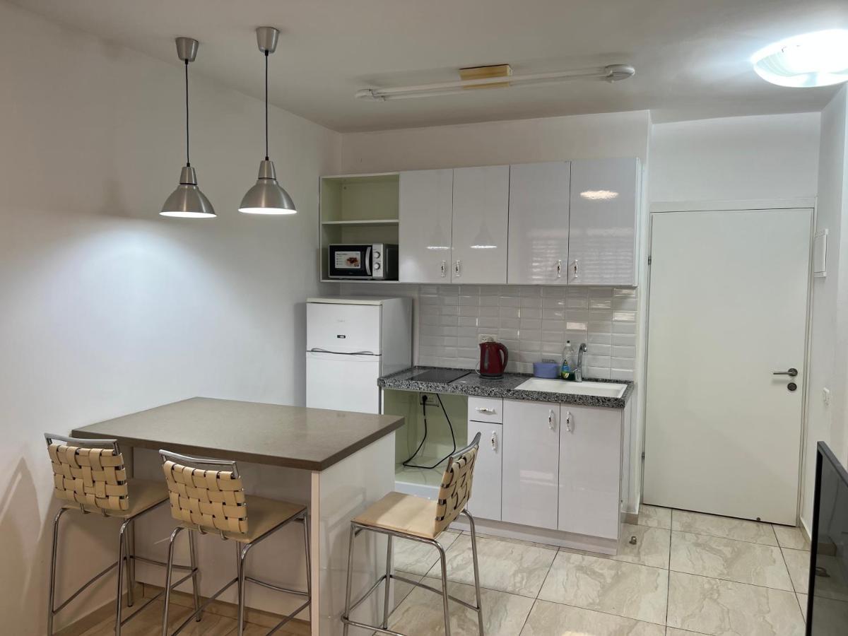Apartments4You Dinara Bat Yam Exterior photo