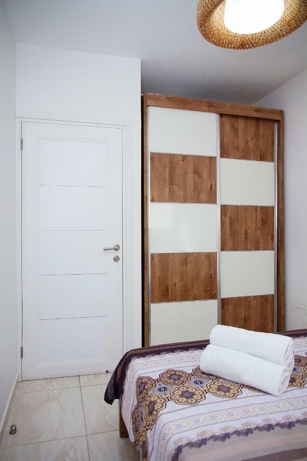 Apartments4You Dinara Bat Yam Exterior photo
