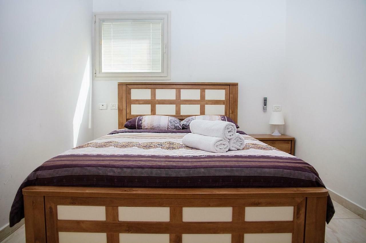 Apartments4You Dinara Bat Yam Exterior photo